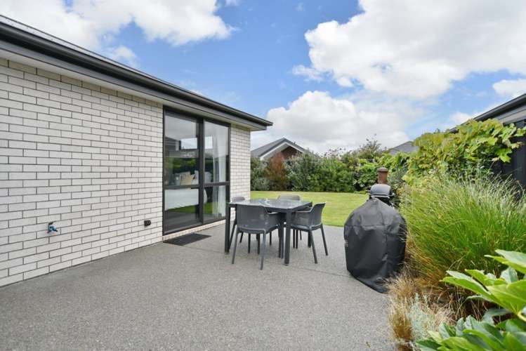 8 Jasmine Street Woodend_20