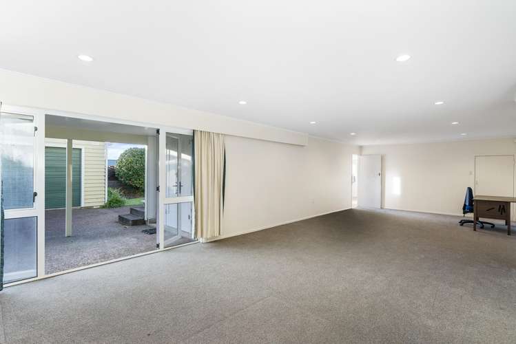 11 Aratonga Avenue Greenlane_22