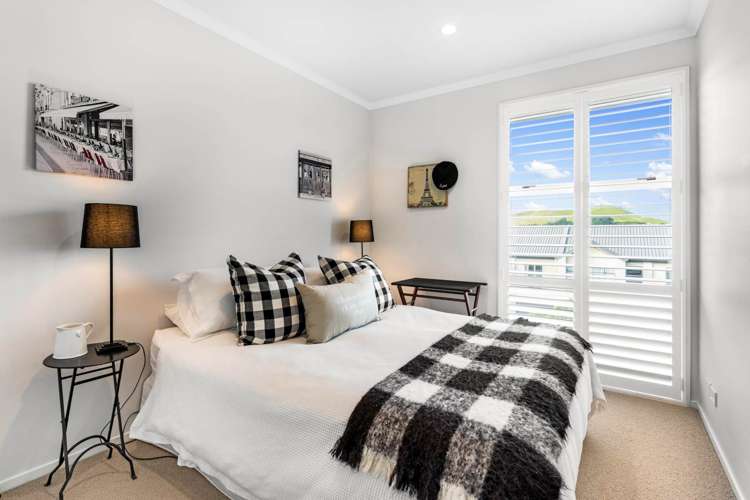 135 Barbarich Drive Stonefields_12