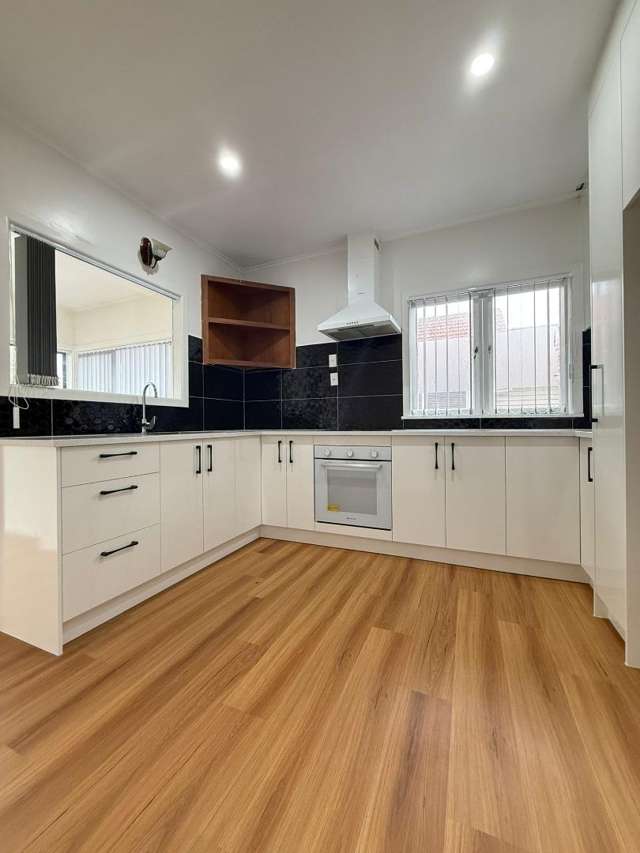 18 Kautami Avenue 10695_4