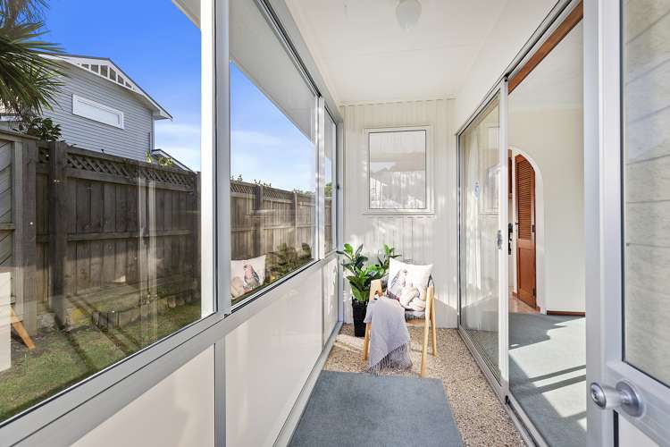 16a Mantell Street Seatoun_4