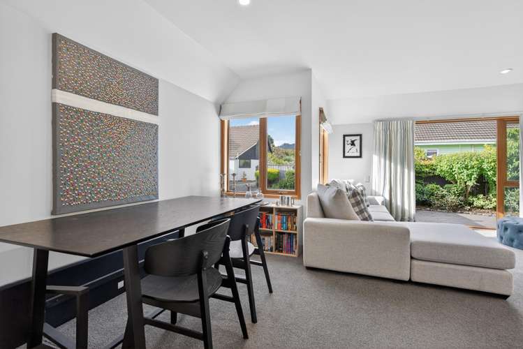 2/130 Muritai Road Eastbourne_5