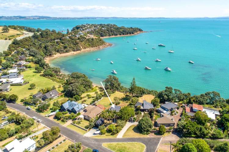 12 Esslin Road Surfdale_18