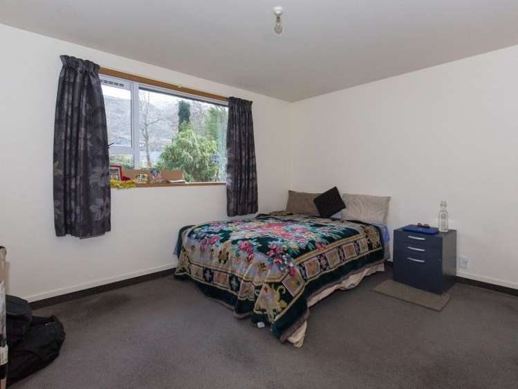 5a Larch Place Wanaka_7