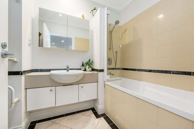 1406/171 Queen Street Auckland Central_11