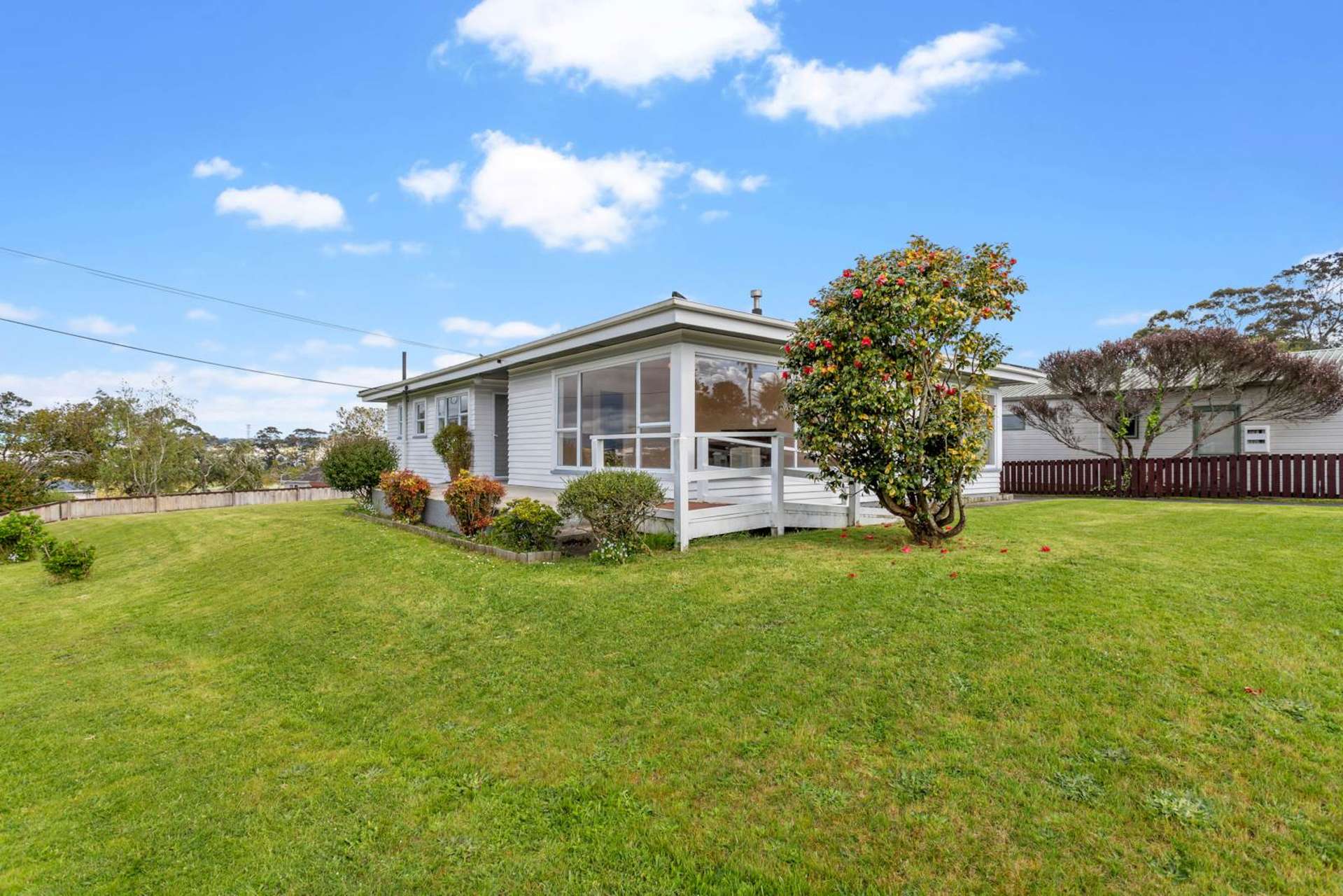 46 Gloria Avenue Te Atatu Peninsula_0