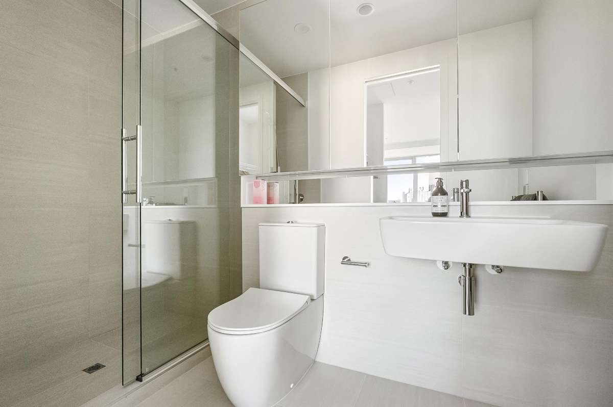 1105/1 Greys Ave_5