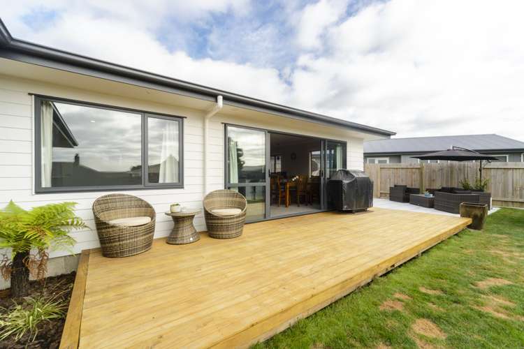 13 Wescombe Grove Feilding_17