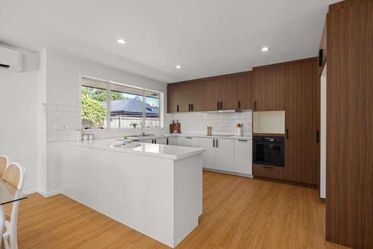 9 Shearwater Drive Woolston_3
