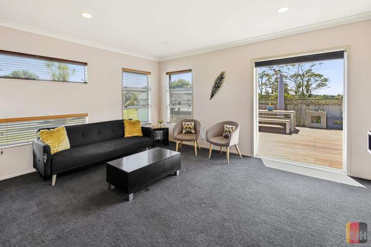 50 Stranraer Crescent Wattle Downs_22