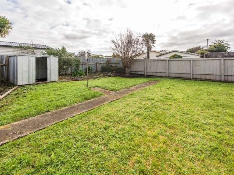 2 Surrey Road Springvale_22