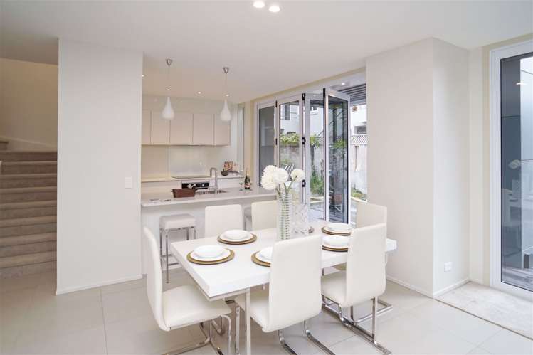 17a Saint Georges Bay Road Parnell_10