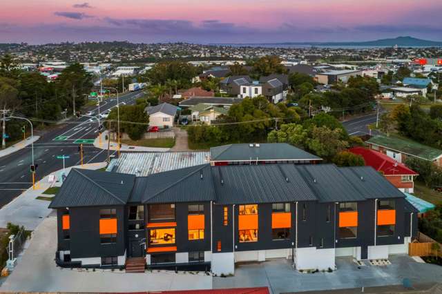 7-9/246 Wairau Road Glenfield_1