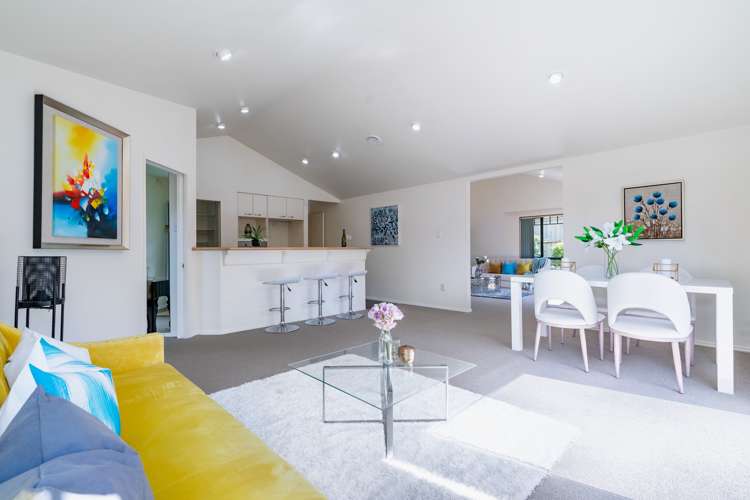 208b Glengarry Road Glen Eden_14