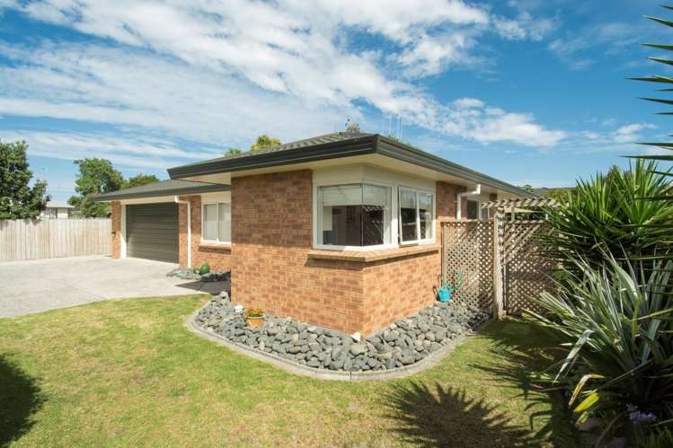 16 Kentia Avenue Mount Maunganui_17