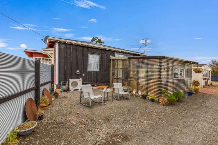 6 and 8 Princess Street Marton_28