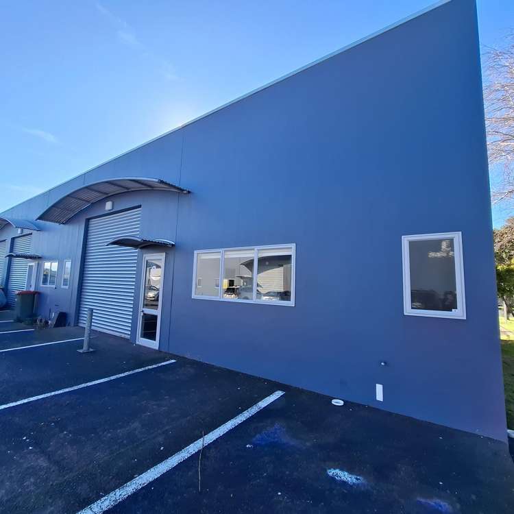 9/3 Brick Street Henderson_1