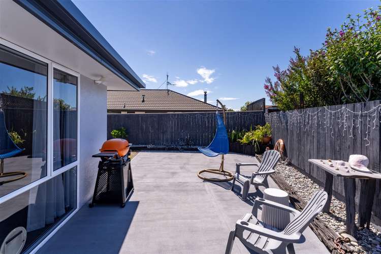 9 Vining Crescent Stoke_6