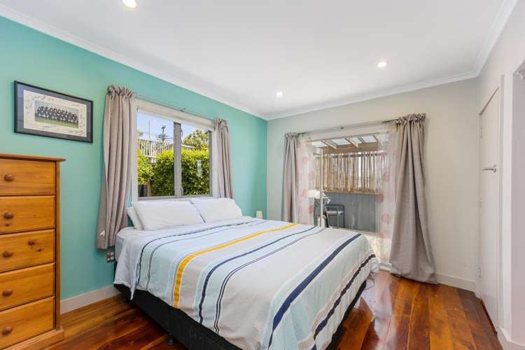 35 Pohutukawa Avenue Red Beach_22