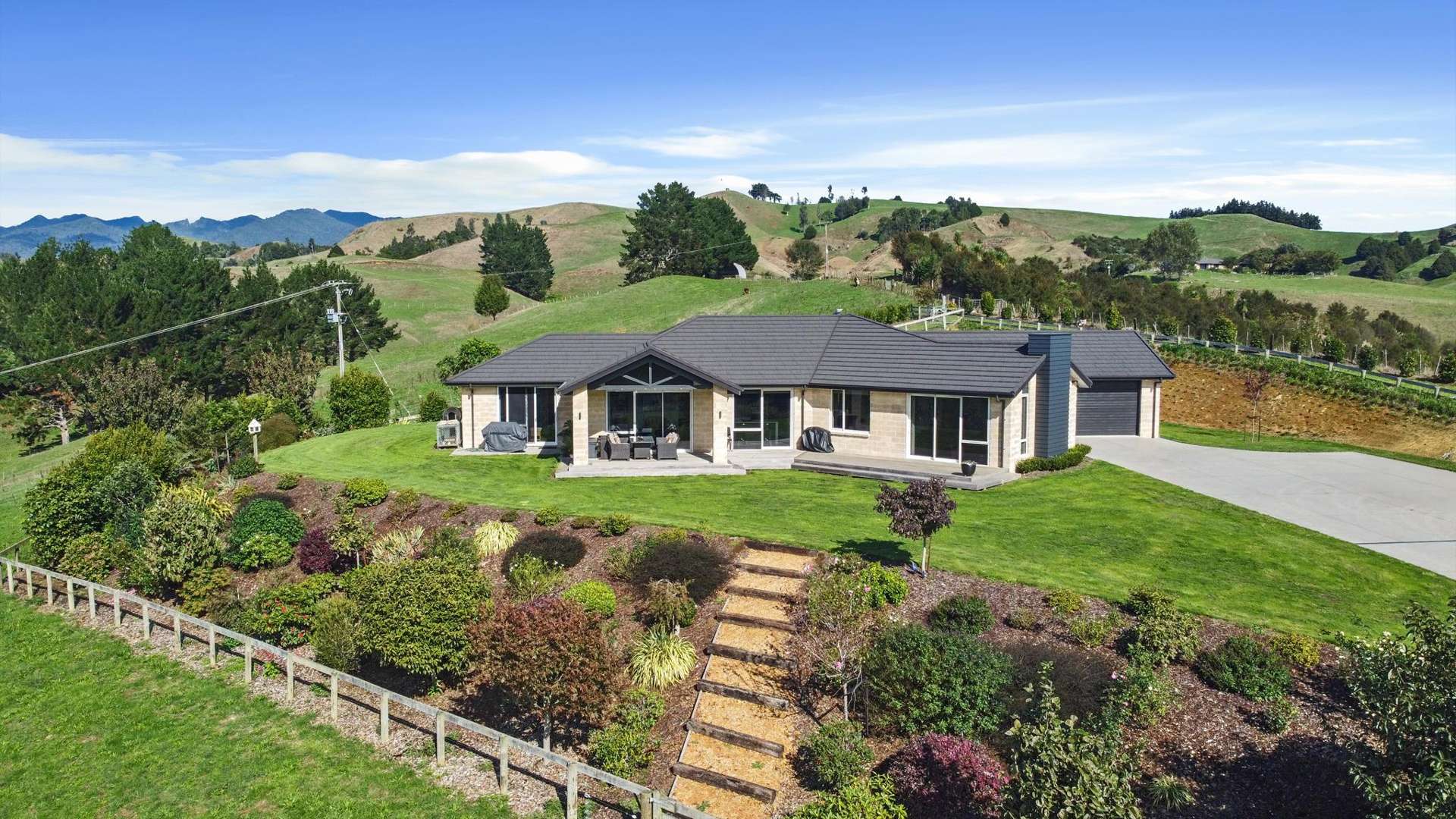 998 Limeworks Loop Road Te Pahu_0