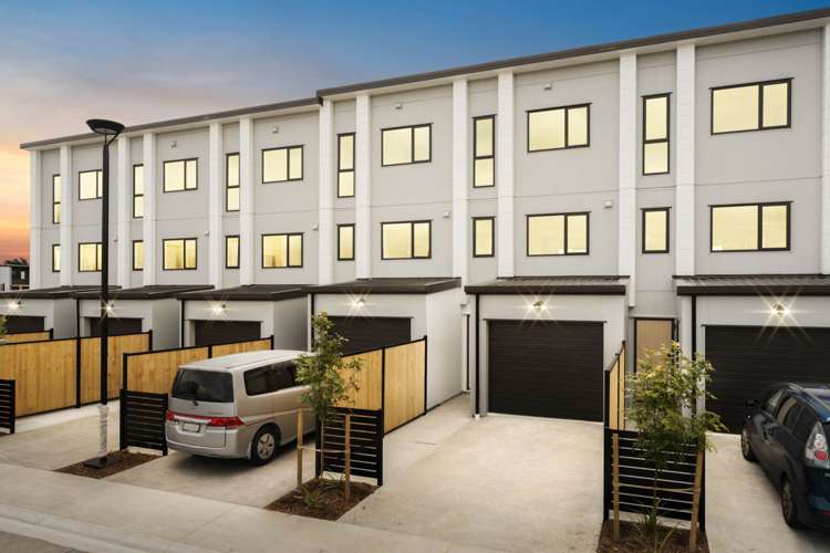 11 Falcon Crescent Hobsonville_0