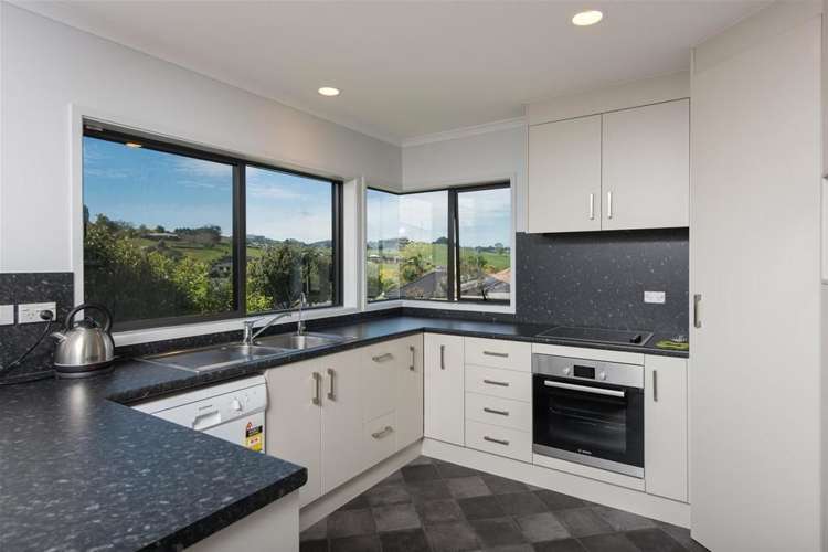 77 Osprey Drive Welcome Bay_9