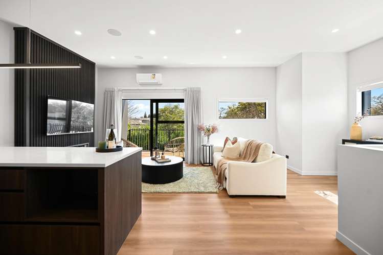 1/9 Dyer Street Whitiora_13