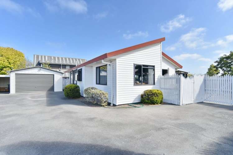 300 Lake Terrace Road Shirley_17