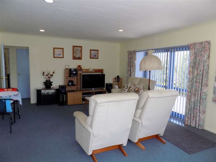 69 Barry Road Waihi_5