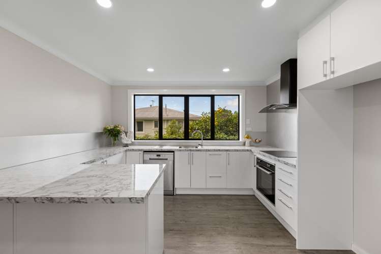 22 Litchfield Street_5