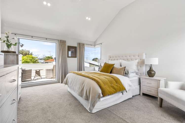 39 Williamson Avenue Belmont_12