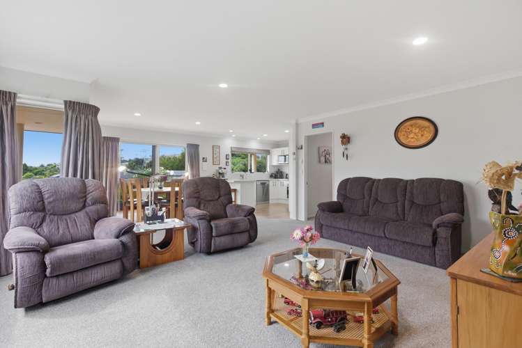 94 Osprey Drive Welcome Bay_10