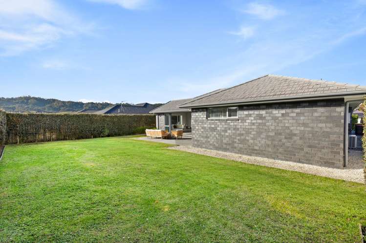 5 Larmer Drive_5