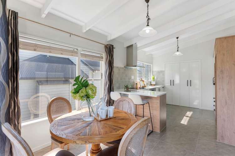 292 Beach Road Campbells Bay_13