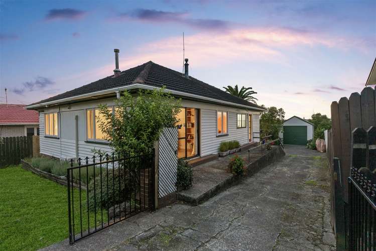 91 Hutchinson Avenue New Lynn_16