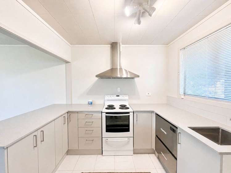 14 Pohutukawa Place Ellerslie_3