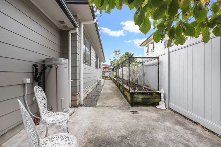 2a Mayburn Road Te Atatu Peninsula_12