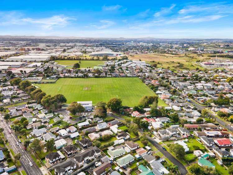 2/6 Gibbs Road Manurewa_13