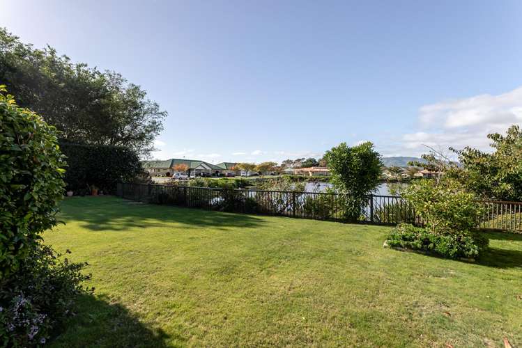 63 Guildford Drive Paraparaumu_1