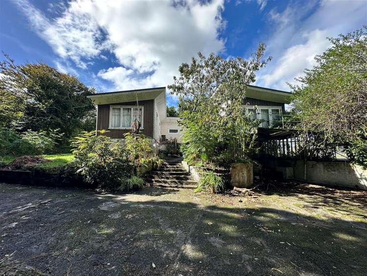 61 Hill Road Hill Park_9