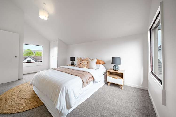 4/16 Derby Street Saint Albans_24