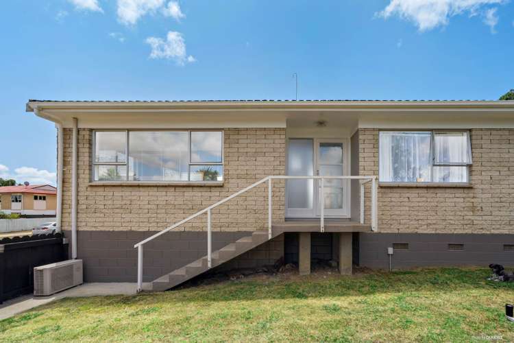 43 Seaward Place Wattle Downs_16