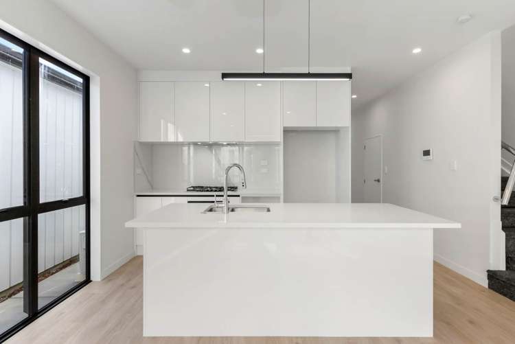 43 Puwha Street Massey_5