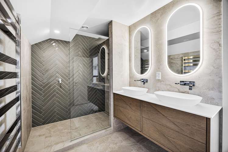 2/11 Hauraki Road Hauraki_16