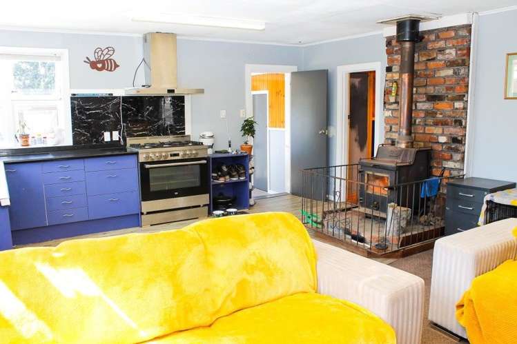 67 Blake Street Blaketown_10