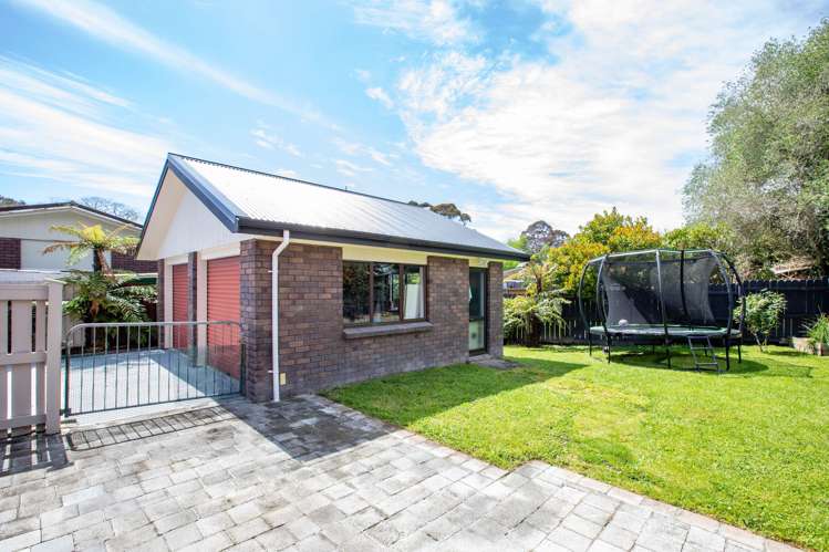 4 Sharpley Place Chartwell_23