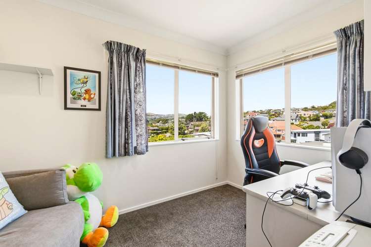 23 Chippenham Grove Churton Park_13