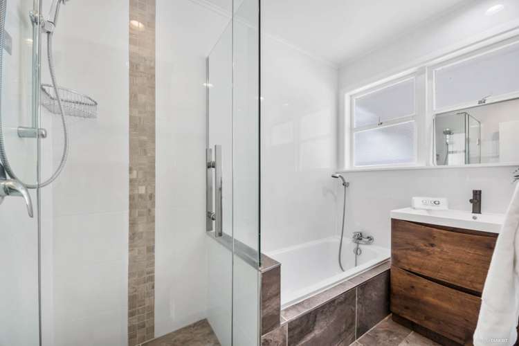 1/6 Murray Road Te Atatu Peninsula_17