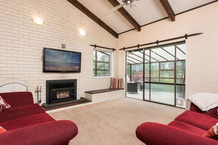 2 Pamir Place Welcome Bay_6