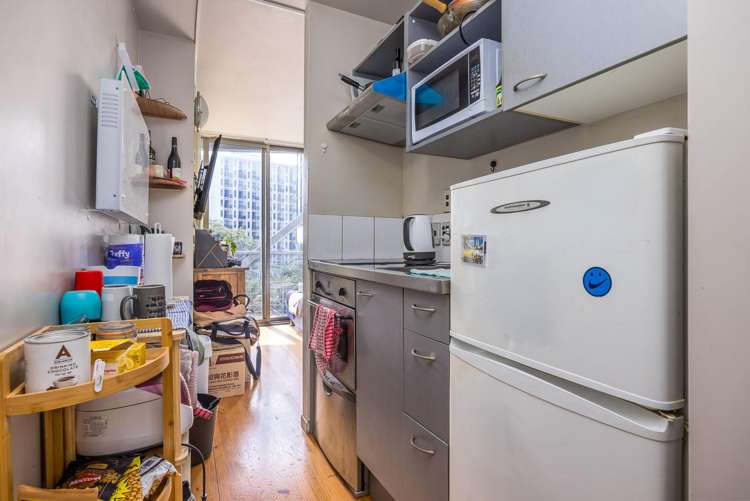 Flat 4B/8 Scotia Place City Centre_6